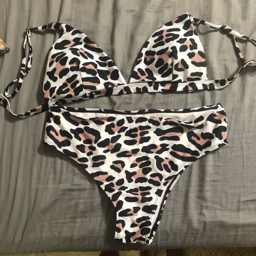 Women’s Leopard Print Bikini